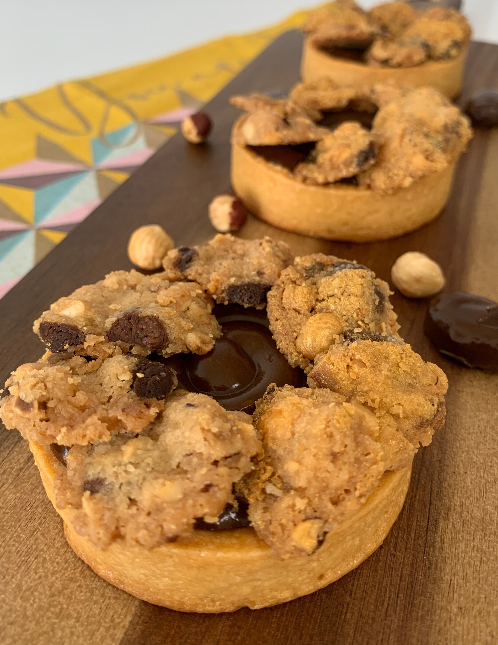 Tartaleta de Caramelo Salado y Crumble